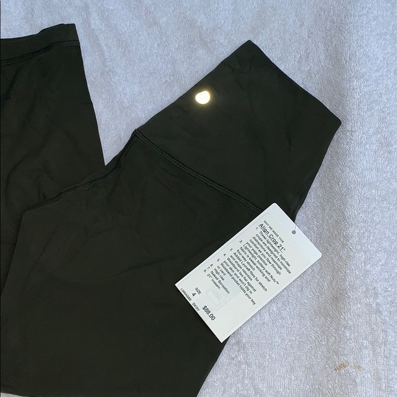 Lululemon Align crop 21” - Picture 6 of 7